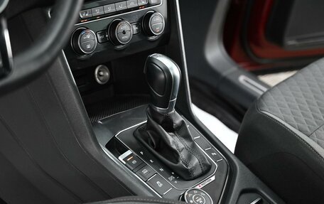 Volkswagen Tiguan II, 2017 год, 1 695 000 рублей, 9 фотография