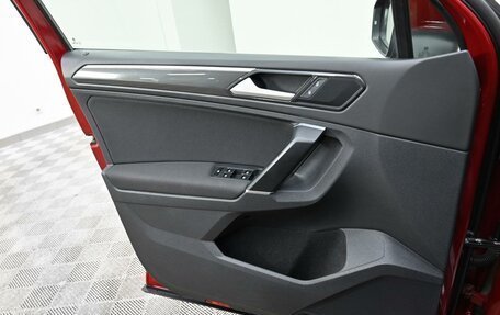 Volkswagen Tiguan II, 2017 год, 1 695 000 рублей, 11 фотография