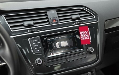 Volkswagen Tiguan II, 2017 год, 1 695 000 рублей, 8 фотография