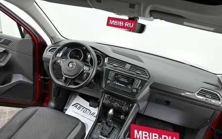 Volkswagen Tiguan II, 2017 год, 1 695 000 рублей, 6 фотография