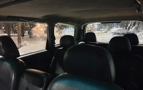 Hyundai Trajet I рестайлинг, 2002 год, 299 000 рублей, 26 фотография