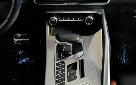 Geely Coolray I, 2023 год, 1 999 000 рублей, 10 фотография