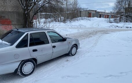 Daewoo Nexia I рестайлинг, 2010 год, 135 000 рублей, 2 фотография