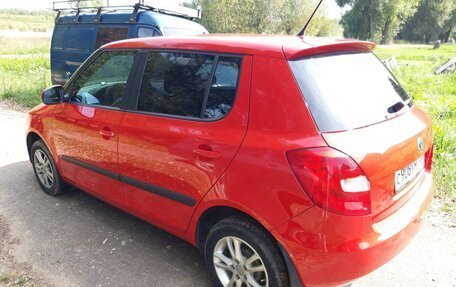 Skoda Fabia II, 2013 год, 400 000 рублей, 3 фотография