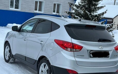 Hyundai ix35 I рестайлинг, 2012 год, 1 137 000 рублей, 36 фотография
