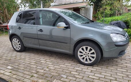 Volkswagen Golf V, 2004 год, 520 000 рублей, 3 фотография