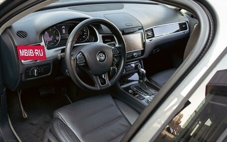 Volkswagen Touareg III, 2014 год, 2 365 000 рублей, 13 фотография