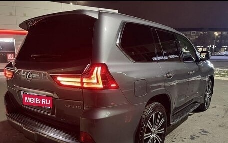 Lexus LX III, 2018 год, 8 100 000 рублей, 2 фотография