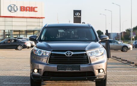 Toyota Highlander III, 2015 год, 2 фотография