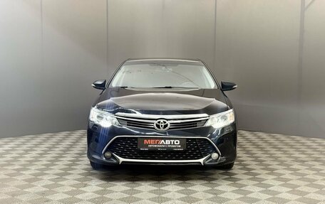 Toyota Camry, 2017 год, 1 690 000 рублей, 8 фотография