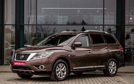 Nissan Pathfinder, 2016 год, 1 545 000 рублей, 1 фотография