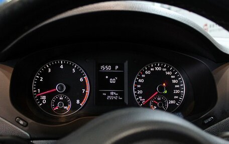 Volkswagen Jetta VI, 2011 год, 930 000 рублей, 15 фотография