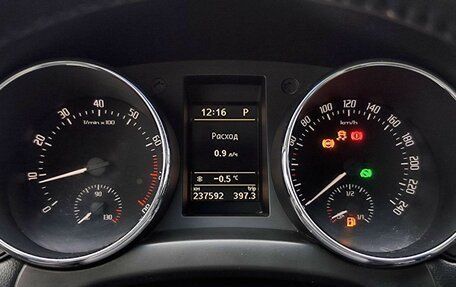 Skoda Yeti I рестайлинг, 2012 год, 890 000 рублей, 13 фотография