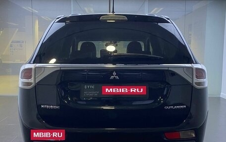 Mitsubishi Outlander III рестайлинг 3, 2013 год, 1 179 000 рублей, 6 фотография