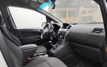 Opel Zafira B, 2011 год, 850 000 рублей, 11 фотография