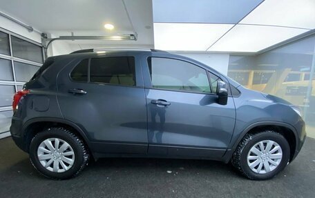 Chevrolet Trax, 2021 год, 1 939 000 рублей, 4 фотография