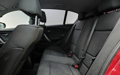 BMW 1 серия, 2010 год, 850 000 рублей, 12 фотография