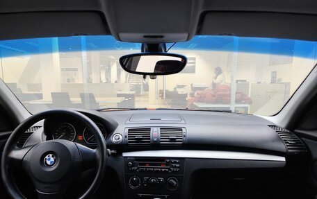 BMW 1 серия, 2010 год, 850 000 рублей, 14 фотография