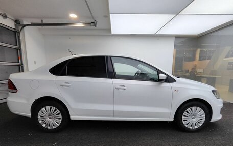 Volkswagen Polo VI (EU Market), 2018 год, 879 000 рублей, 4 фотография