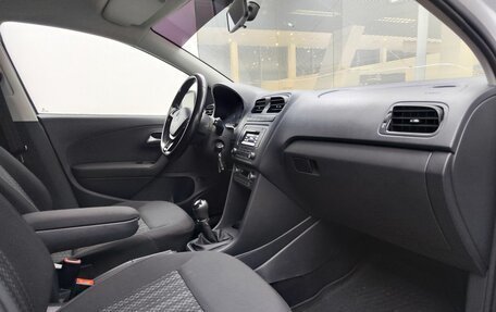 Volkswagen Polo VI (EU Market), 2018 год, 879 000 рублей, 11 фотография