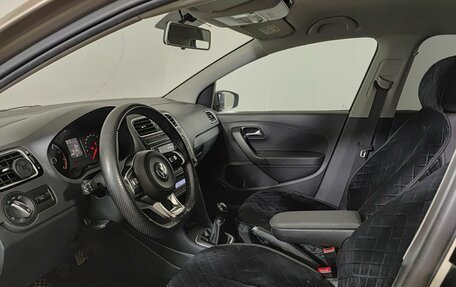 Volkswagen Polo VI (EU Market), 2019 год, 1 019 000 рублей, 16 фотография