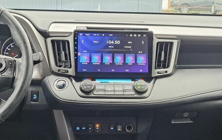 Toyota RAV4, 2018 год, 2 218 000 рублей, 15 фотография