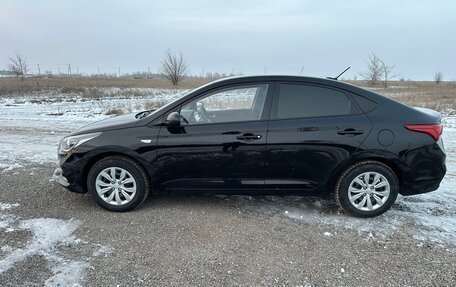 Hyundai Solaris II рестайлинг, 2019 год, 1 420 000 рублей, 4 фотография