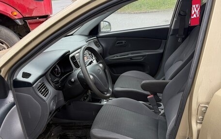 KIA Rio II, 2006 год, 425 000 рублей, 2 фотография