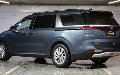 KIA Carnival, 2021 год, 4 000 000 рублей, 5 фотография