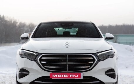 Mercedes-Benz E-Класс, 2025 год, 8 200 000 рублей, 2 фотография