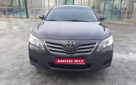 Toyota Camry, 2011 год, 1 280 000 рублей, 1 фотография