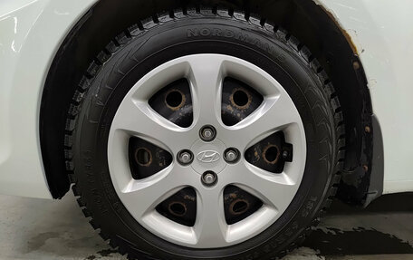 Hyundai Solaris II рестайлинг, 2013 год, 560 650 рублей, 22 фотография