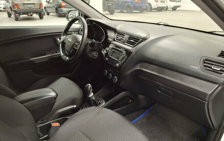 KIA Rio III рестайлинг, 2017 год, 822 150 рублей, 11 фотография