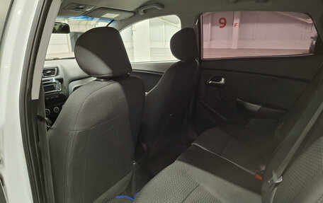 KIA Rio III рестайлинг, 2017 год, 822 150 рублей, 12 фотография