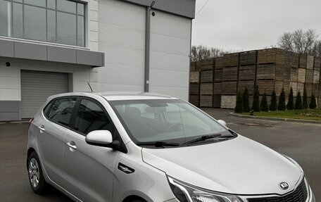 KIA Rio III рестайлинг, 2015 год, 952 000 рублей, 2 фотография