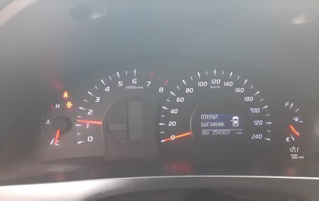 Toyota Camry, 2011 год, 1 280 000 рублей, 11 фотография