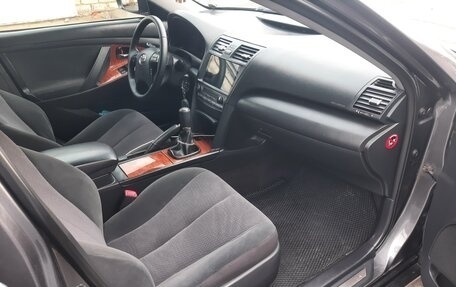 Toyota Camry, 2011 год, 1 280 000 рублей, 7 фотография