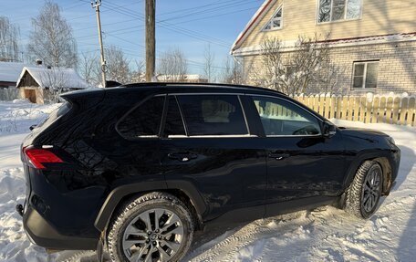 Toyota RAV4, 2020 год, 3 000 000 рублей, 7 фотография