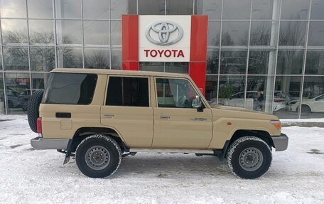 Toyota Land Cruiser 70, 2021 год, 8 000 000 рублей, 4 фотография