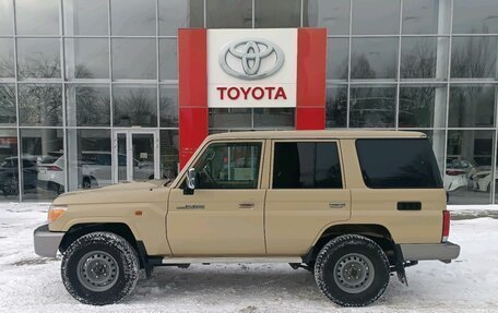 Toyota Land Cruiser 70, 2021 год, 8 000 000 рублей, 8 фотография