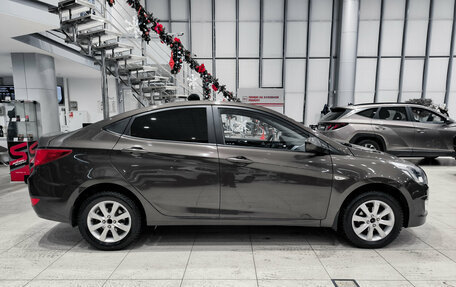 Hyundai Solaris II рестайлинг, 2015 год, 850 000 рублей, 4 фотография