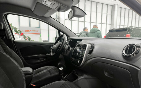 Renault Kaptur I рестайлинг, 2019 год, 1 740 000 рублей, 11 фотография