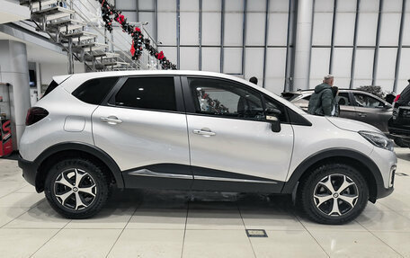 Renault Kaptur I рестайлинг, 2019 год, 1 740 000 рублей, 4 фотография