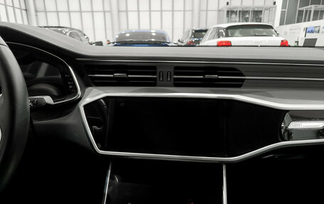 Audi A6, 2021 год, 4 230 000 рублей, 15 фотография