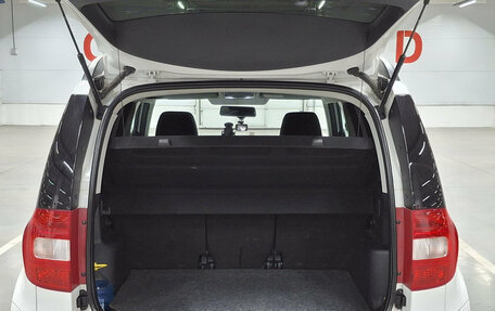 Skoda Yeti I рестайлинг, 2014 год, 1 160 000 рублей, 12 фотография