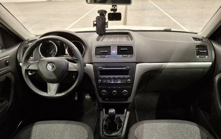 Skoda Yeti I рестайлинг, 2014 год, 1 160 000 рублей, 17 фотография