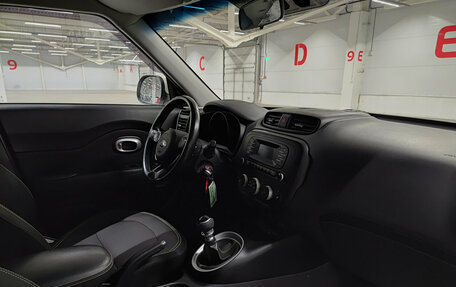 KIA Soul II рестайлинг, 2014 год, 1 020 000 рублей, 13 фотография