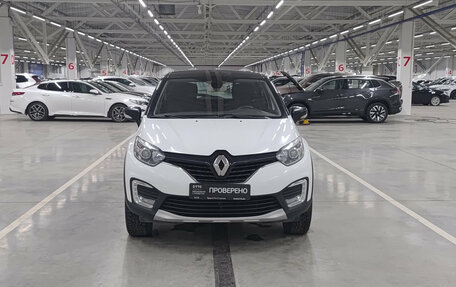 Renault Kaptur I рестайлинг, 2017 год, 1 145 000 рублей, 2 фотография