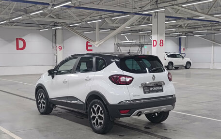 Renault Kaptur I рестайлинг, 2017 год, 1 145 000 рублей, 8 фотография