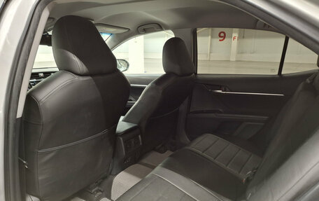 Toyota Camry, 2018 год, 2 640 000 рублей, 12 фотография